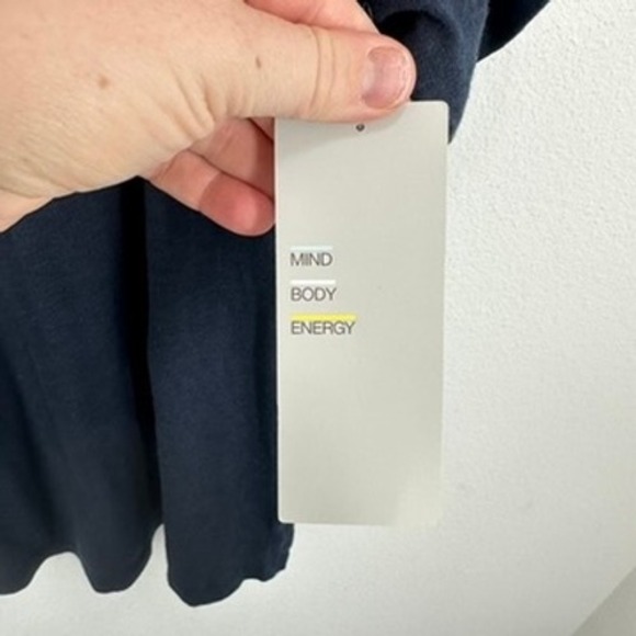 Z by Zella Modal Blend Navy Blue Short Sleeve T-Shirt Relaxed Fit Side Slit Top - Picture 5 of 9